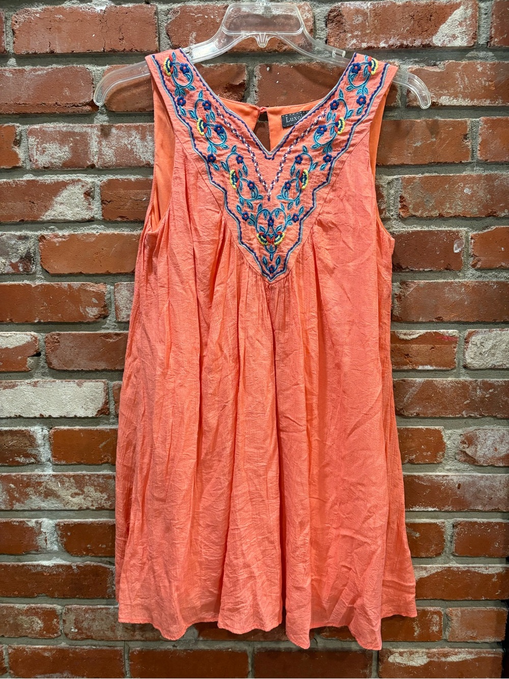 Luxology Coral Orange Embroidered V-Neck Sleeveless Tunic Size 10
